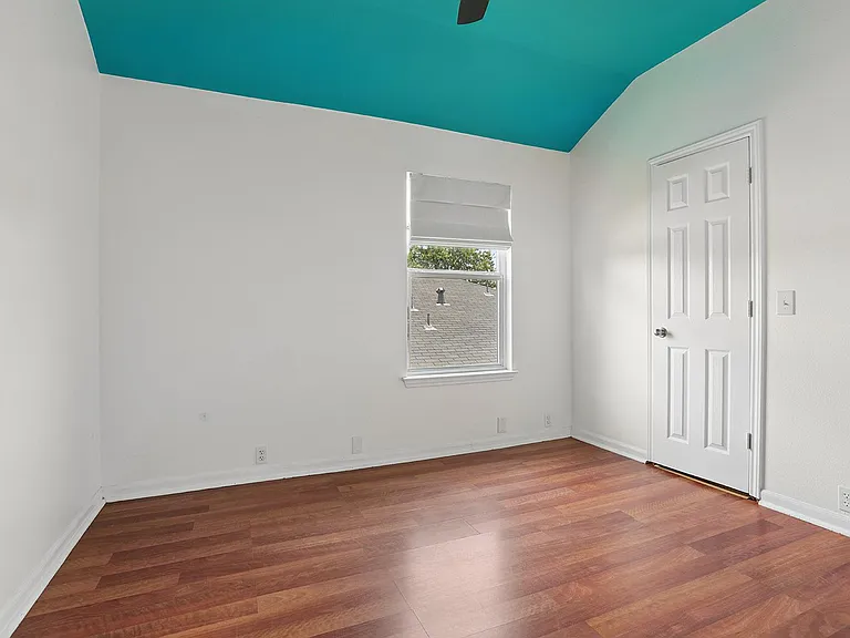 14621 Lantern Dr — Photo 25