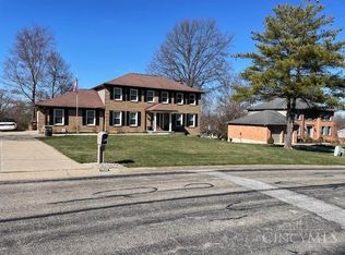 7253 Anderson Woods Dr, Cincinnati, OH 45244