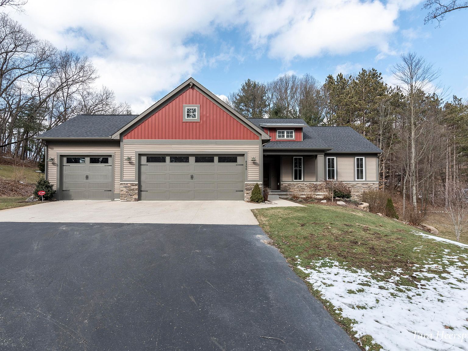 8395 Vergennes St SE, Ada, MI 49301 Zillow