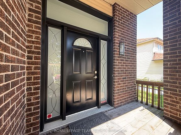 3rd image of 31 A Rastila Cres
