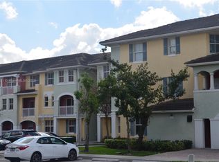 10902 NW 83rd St APT 203, Doral, FL 33178