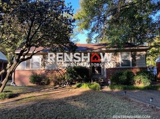 1041 S White Station Rd, Memphis, TN 38117