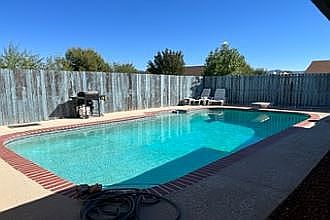 3rd image of 4017 N Kearny Dr