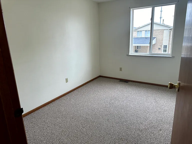 14 Florentine Ct — Photo 12