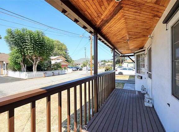 3rd image of 5448 Pondosa Ave