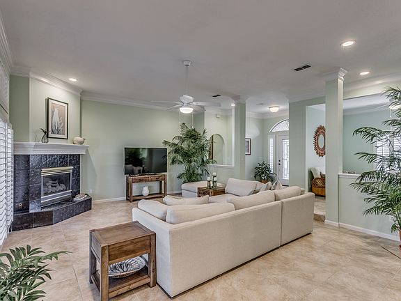 3rd image of 1335 Ashley Oaks Dr