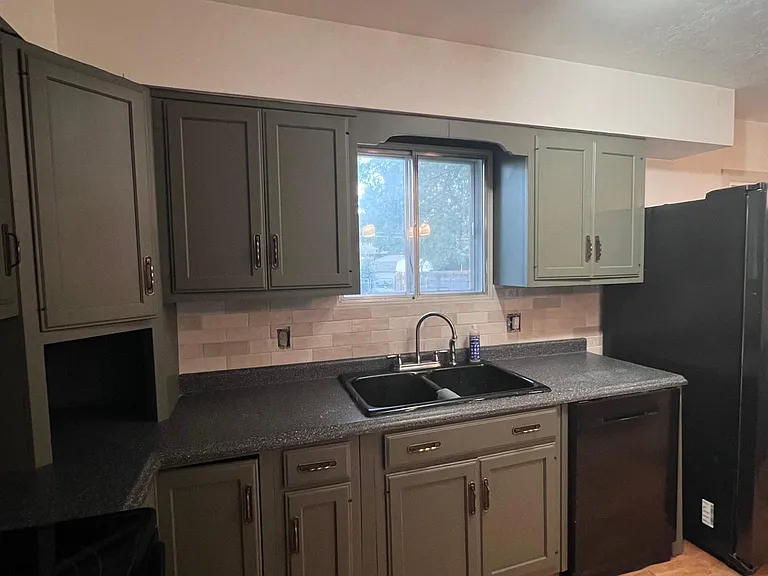 1535 Adams Ave — Photo 16