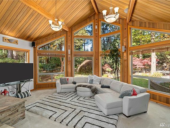 4th image of 27300 110th Ave SE