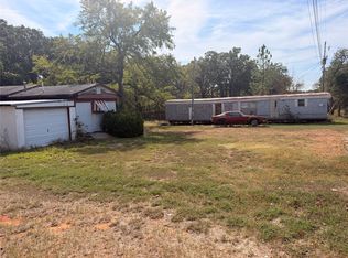 2411 Arapaho Rd, Sulphur, OK 73086