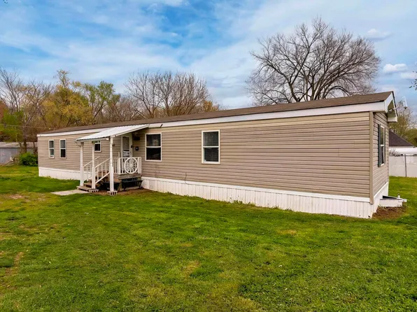 19452 Freeman Spur Rd, Freeman Spur, IL 62841