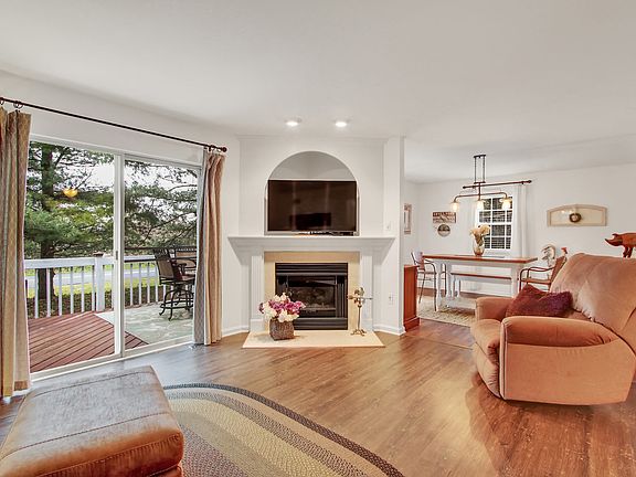 5th image of 27 Laurelgate Pl