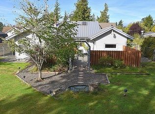 3008 Ellis St, Bellingham, WA 98225