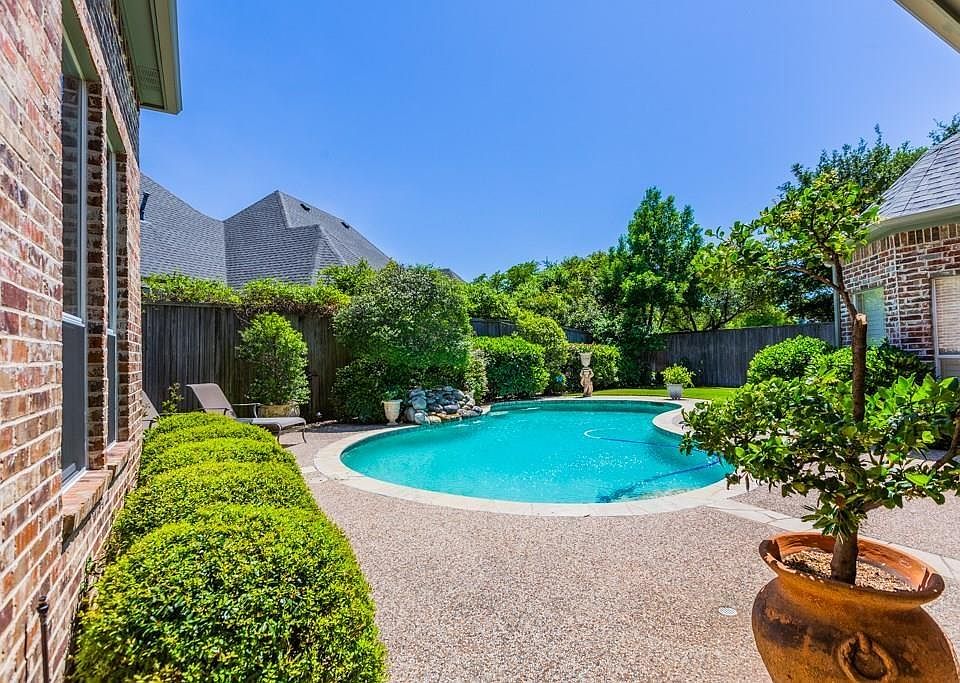 1st image of 5993 Tipperary Dr