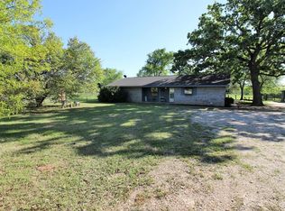 10054 Arnold Ln, Bryan, TX 77808
