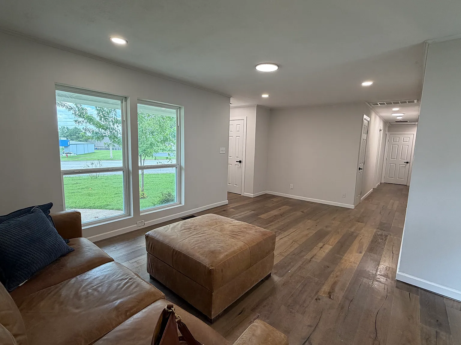 4 bed, 1450 sqft, $2,100 — Photo 4