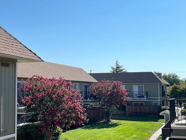 Richland Living Homes — Photo 8