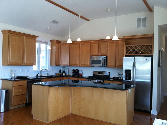 3rd floor main kitchen