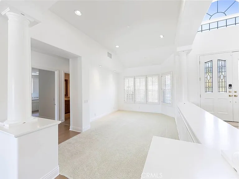 12 San Remo — Photo 8