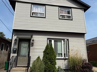 31 Raymond St #5, Saint Catharines, ON L2R 2T3