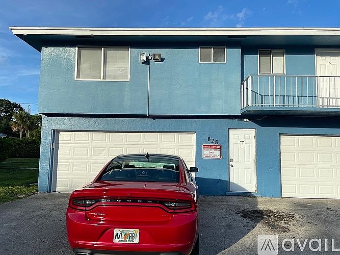 Garage 2 spots 