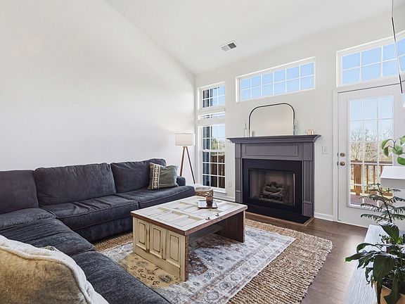 5th image of 7277 Charlotte Pike Unit 303