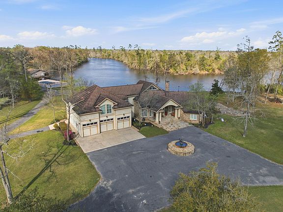 4th image of 1046 Hollis Rd