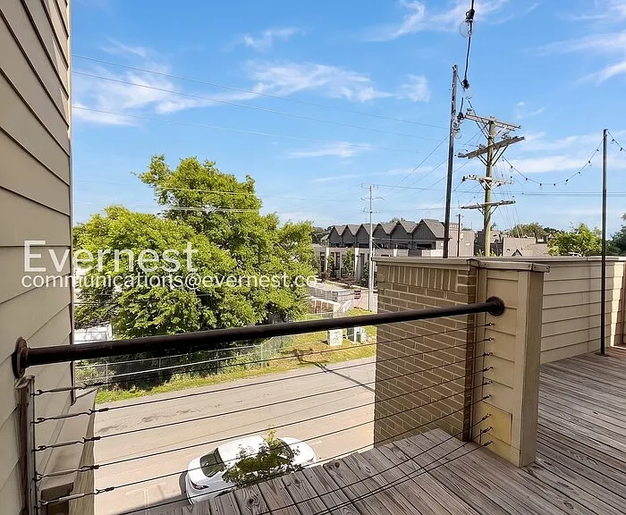 1302A Montgomery Ave — Photo 26
