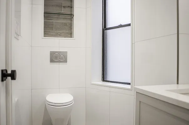 Rented by Argent Advisors LLC | media 44