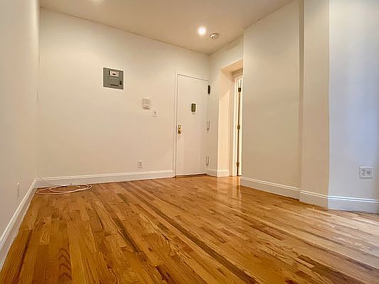 1st image of 222 Thompson St APT 11