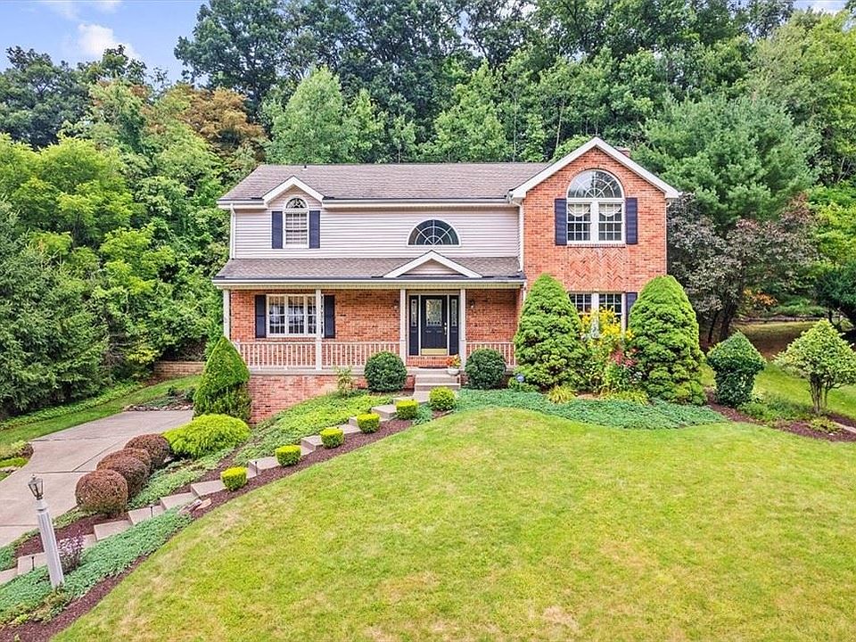 1st image of 1212 Country Oak Dr