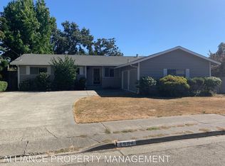 4954 Hansen Dr, Santa Rosa, CA 95409