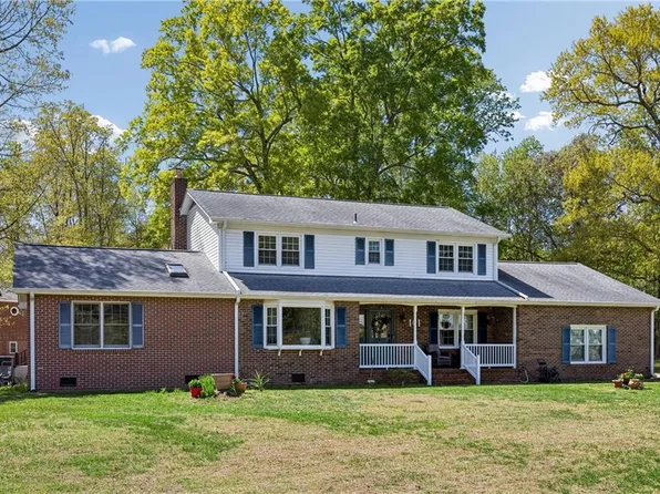 101 Azalea Dr, Yorktown, VA 23692