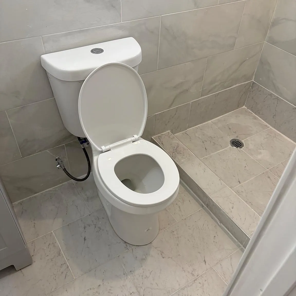 1 bed, 2456 sqft, $1,250 — Photo 4