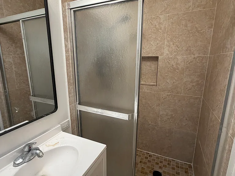 11661 Montana Ave #11 — Photo 8