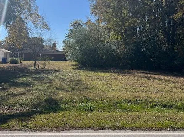 403 W Edwards St, Princeton, NC 27569