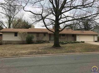 1406 College Dr, Emporia, KS 66801