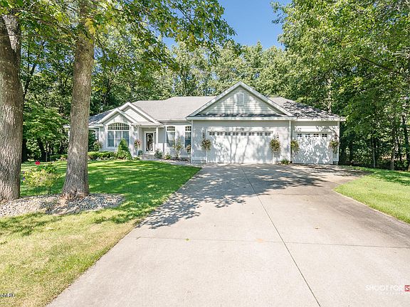 2nd image of 4868 Terravita Dr