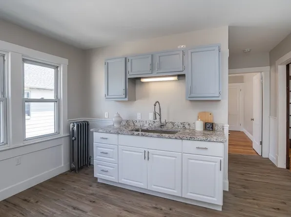 336-338 Page Blvd, Springfield, MA 01104