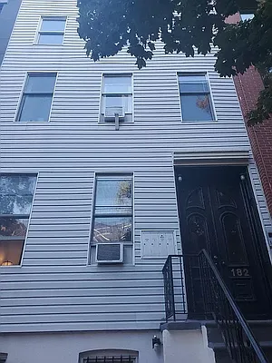 Rented by Owner | media 10