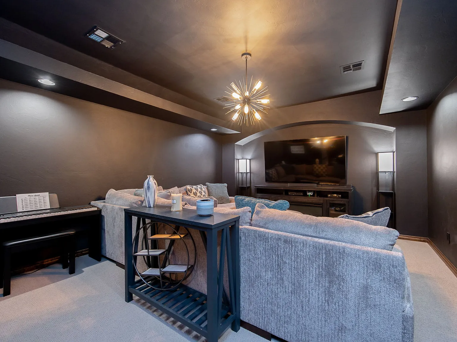 4 Bed | 2.5 Bath | 3 Car Garage | Movie Room | The Grove | Deer Creek — Photo 2