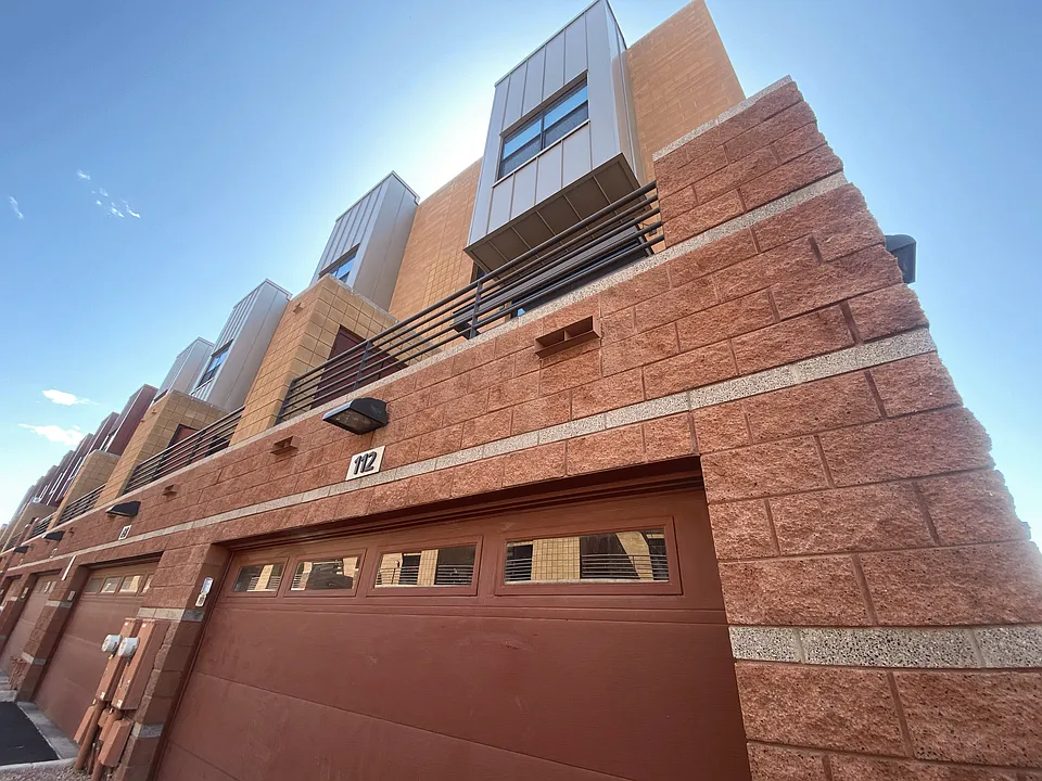 330 S Farmer Ave #112