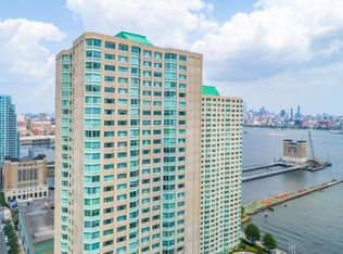 Southampton at Newport, Jersey City, NJ 07310