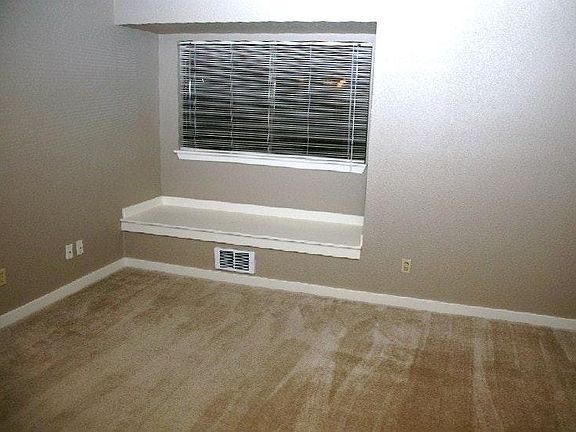 4th image of 12024 100th Ave NE APT P202