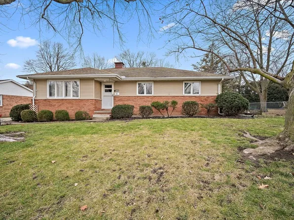 203 S Cottage Ave, Normal, IL 61761