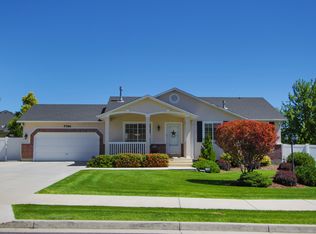 5786 W Shady Stone Dr, South Jordan, UT 84009