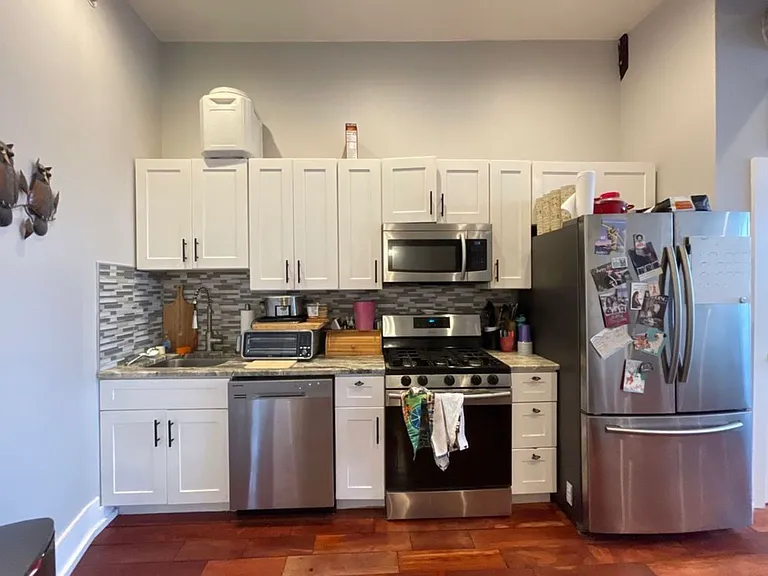 1027 E Montgomery Ave #9 — Photo 3