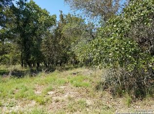 1031 Bluebonnet Ln, Adkins, TX 78101