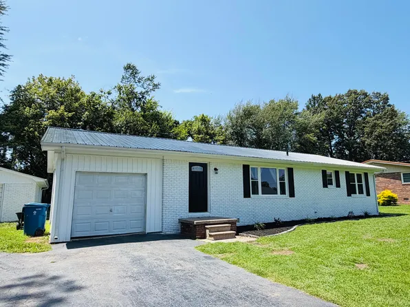 1712 Sycamore Dr, Benton, KY 42025