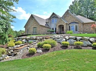 2503 Forest Springs Dr SE, Warren, OH