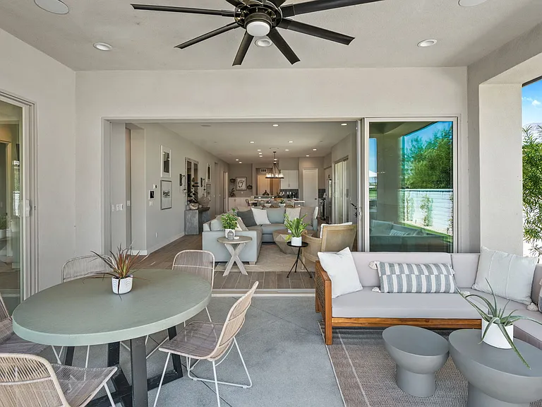 This open floor plan makes it easy for you to enjoy indoor/outdoor living.